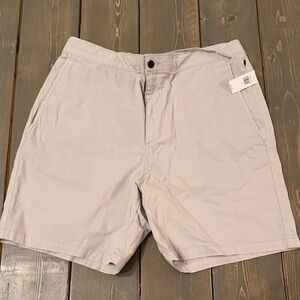 Old Navy Men's Gray Shorts